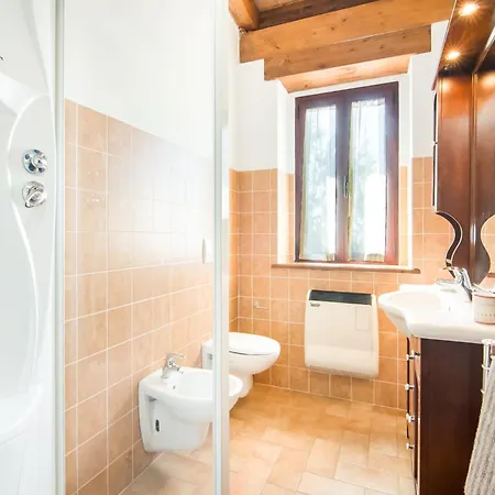 Inviting In Appenines With Covered Swimming Pool Дом отдыха