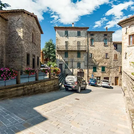 Inviting In Appenines With Covered Swimming Pool Apecchio
