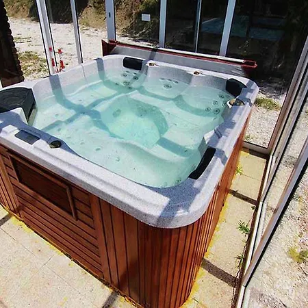 Inviting In Appenines With Covered Swimming Pool Tatil Evi Apecchio