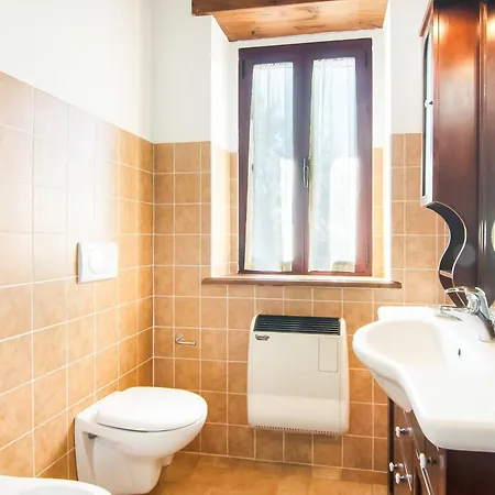 Inviting In Appenines With Covered Swimming Pool