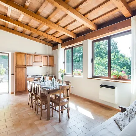 Tatil Evi Inviting In Appenines With Covered Swimming Pool