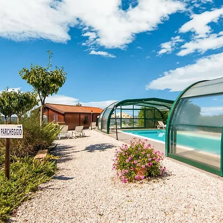 Tatil Evi Inviting In Appenines With Covered Swimming Pool Apecchio