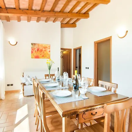 Inviting In Appenines With Covered Swimming Pool Apecchio