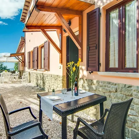 Inviting In Appenines With Covered Swimming Pool Holiday home Apecchio