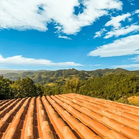 Inviting In Appenines With Covered Swimming Pool * Apecchio