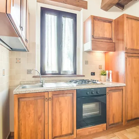 Inviting In Appenines With Covered Swimming Pool Apecchio