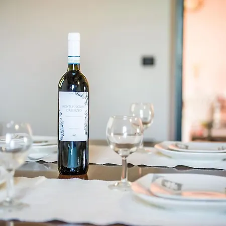 Inviting In Appenines With Covered Swimming Pool * Apecchio