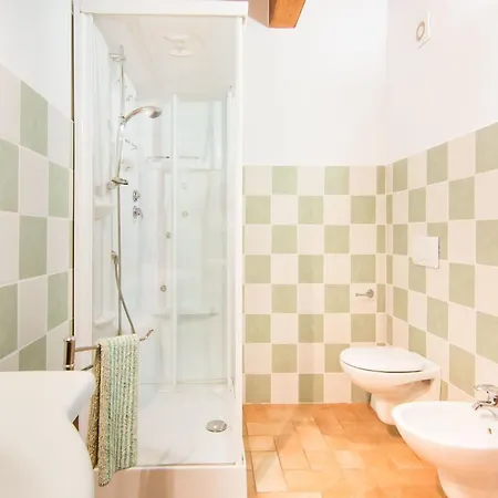 Inviting In Appenines With Covered Swimming Pool * Apecchio