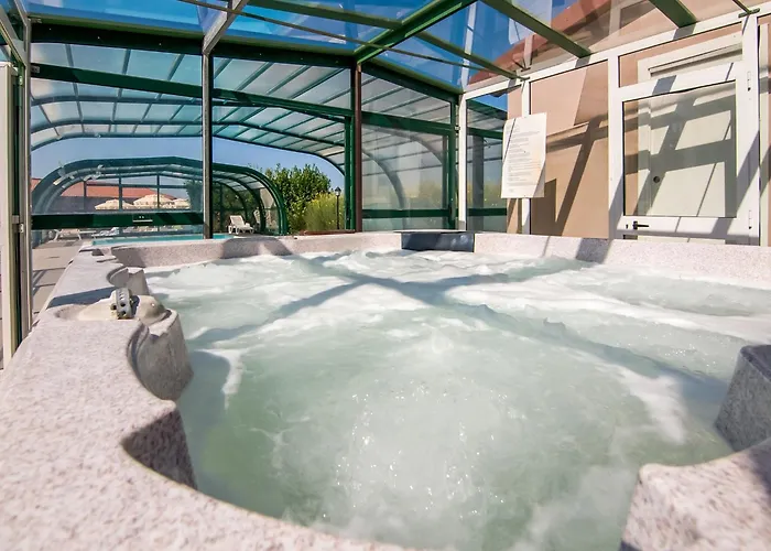 Inviting In Appenines With Covered Swimming Pool Casa vacanze Apecchio