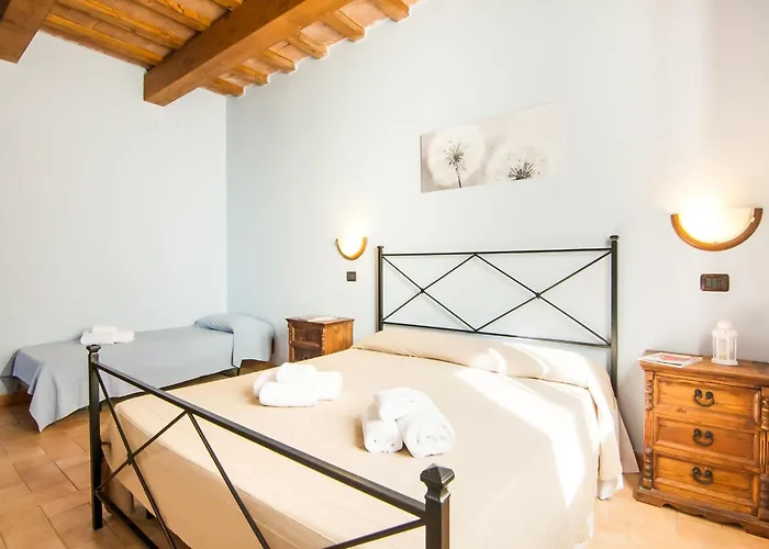 Inviting In Appenines With Covered Swimming Pool *