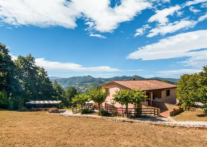 Inviting In Appenines With Covered Swimming Pool