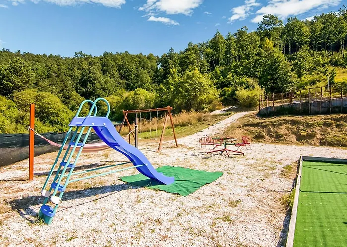Inviting In Appenines With Covered Swimming Pool Casa vacanze Apecchio