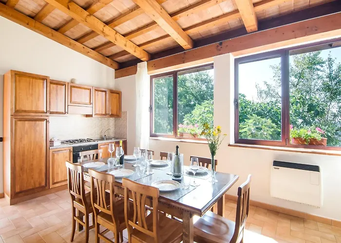 Inviting In Appenines With Covered Swimming Pool Casa vacanze *