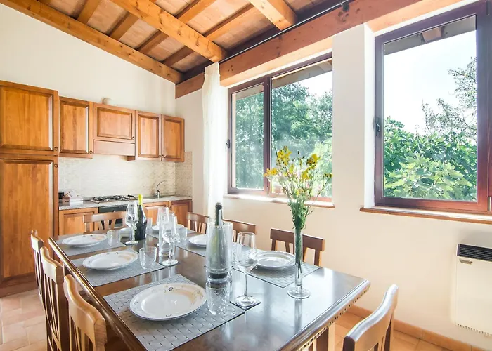 Inviting In Appenines With Covered Swimming Pool Casa vacanze *