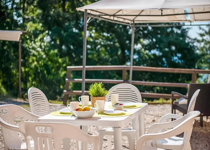 Inviting In Appenines With Covered Swimming Pool Casa vacanze Apecchio