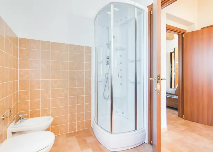 Inviting In Appenines With Covered Swimming Pool Casa vacanze