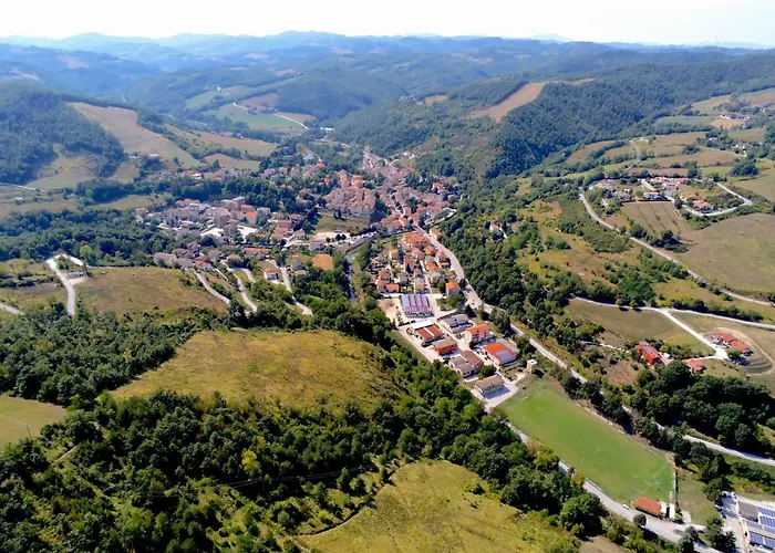 Inviting In Appenines With Covered Swimming Pool Casa vacanze Apecchio