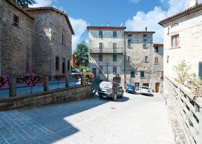 Inviting In Appenines With Covered Swimming Pool