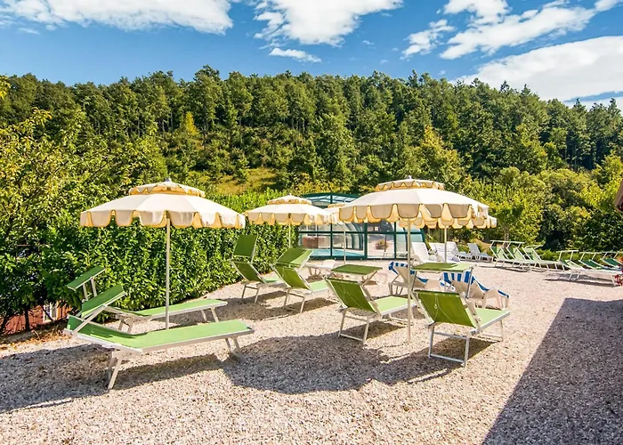 Casa vacanze Inviting In Appenines With Covered Swimming Pool